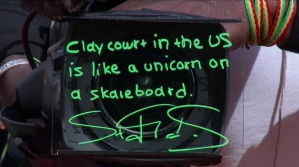 Циципас написал на камере «Грунтовый корт в США как единорог на скейтборде» перед матчем с Фрицем 